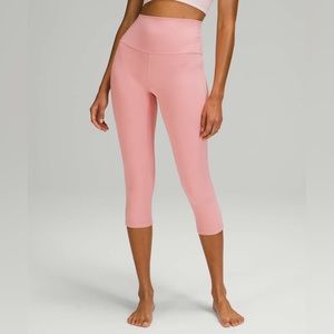 Lululemon Align Crop *21" Pink Puff